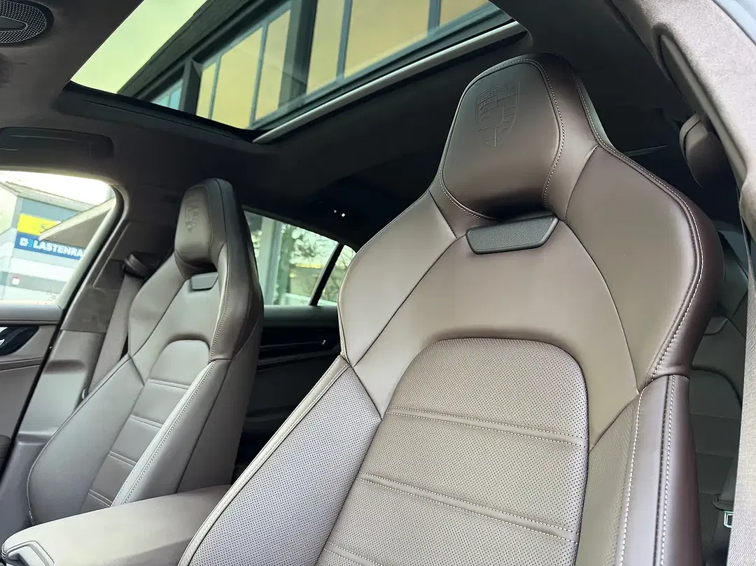 Porsche Panamera - Thumbnail 11