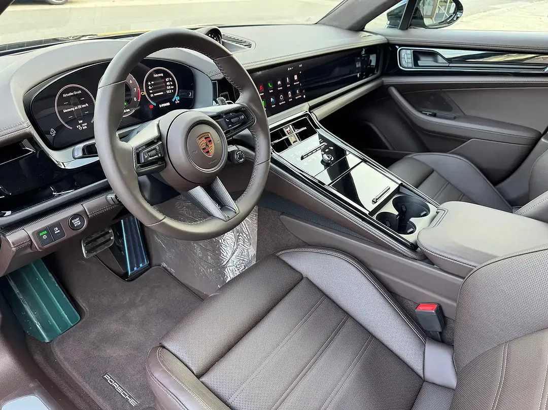 Porsche Panamera - Thumbnail 7
