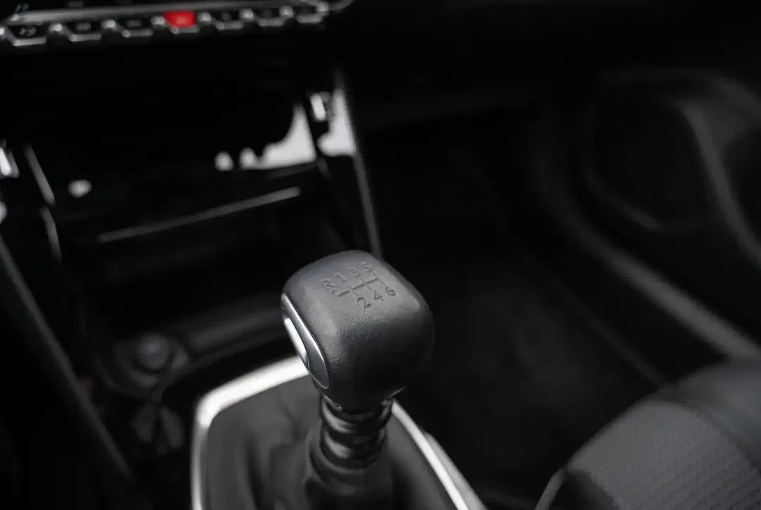 Peugeot 2008 - Thumbnail 10