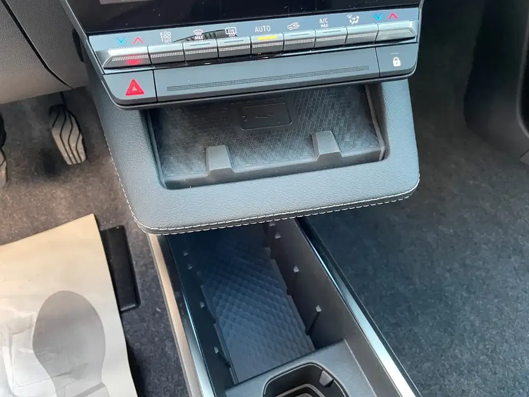 Mitsubishi Eclipse Cross - Thumbnail 15