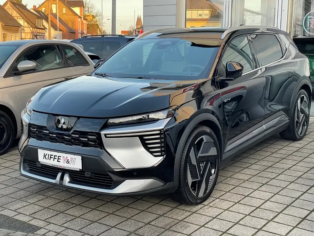 Mitsubishi Eclipse Cross - Thumbnail 3