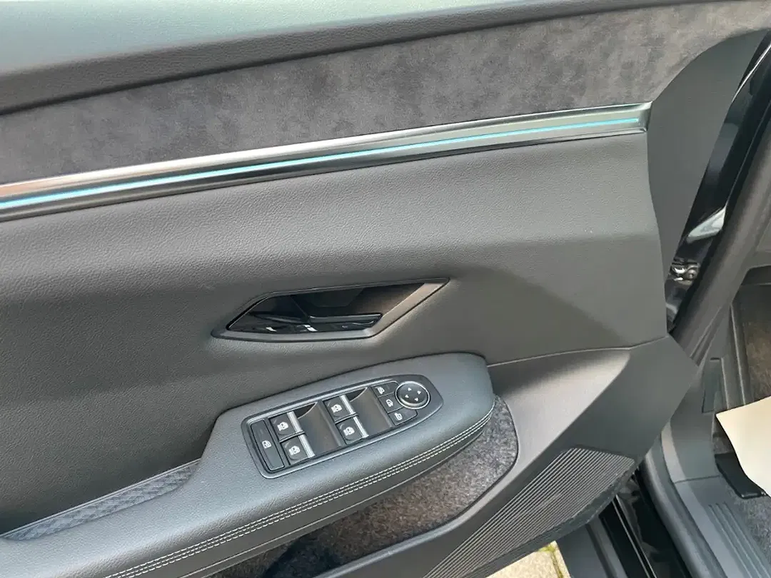 Mitsubishi Eclipse Cross - Thumbnail 6