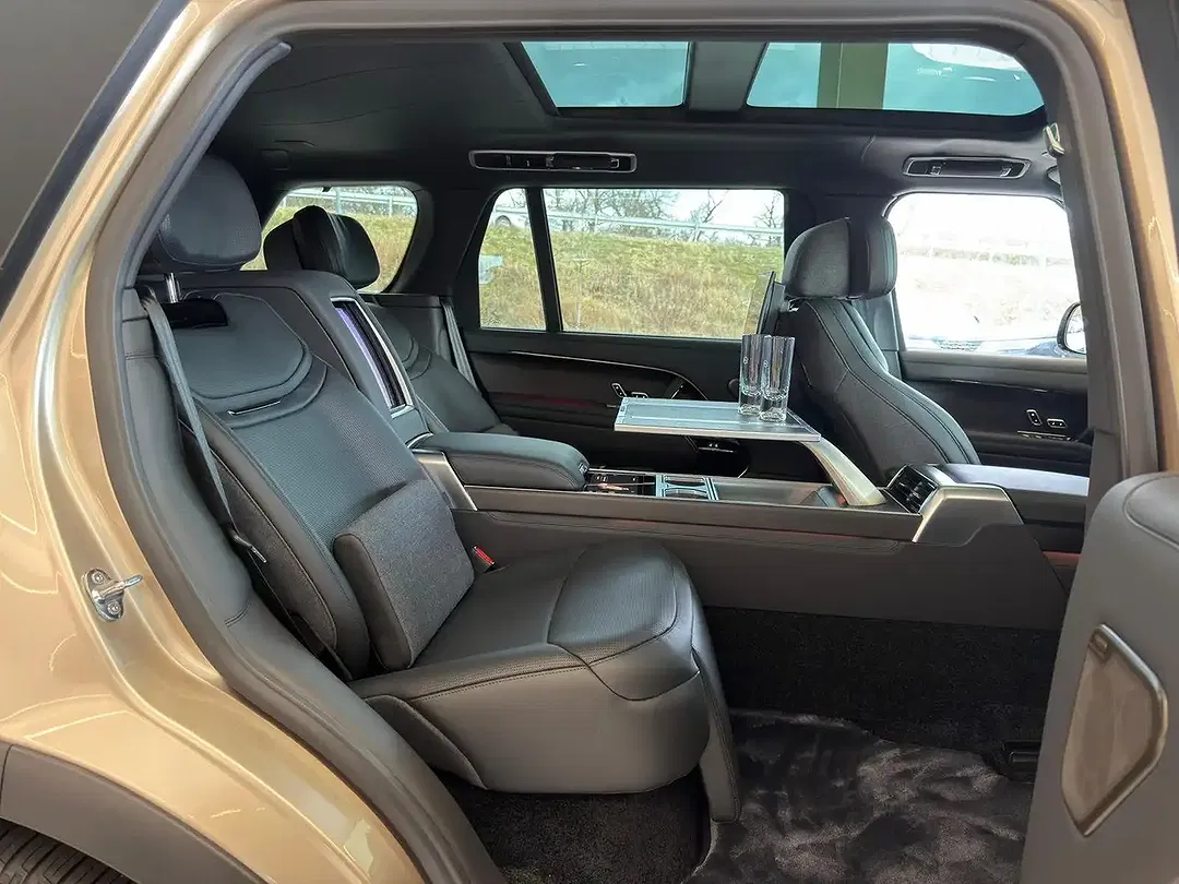 Land Rover Range Rover - Thumbnail 5