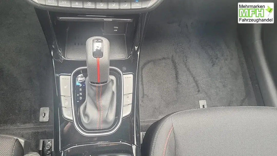 Hyundai i30 - Thumbnail 11