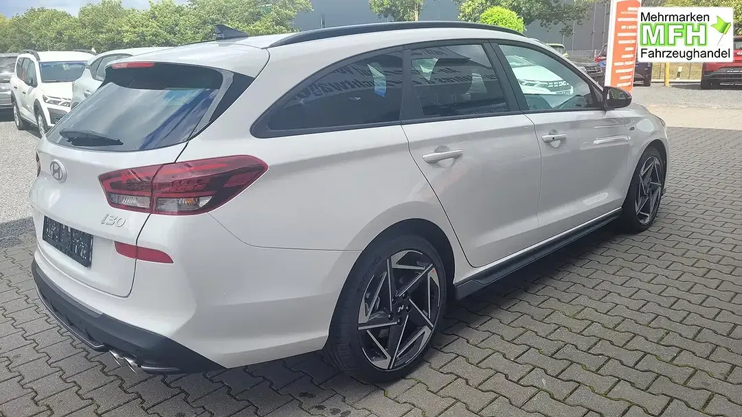 Hyundai i30 - Thumbnail 4