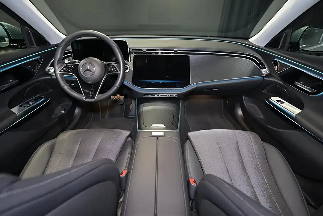 Mercedes-Benz E 200 - Thumbnail 15