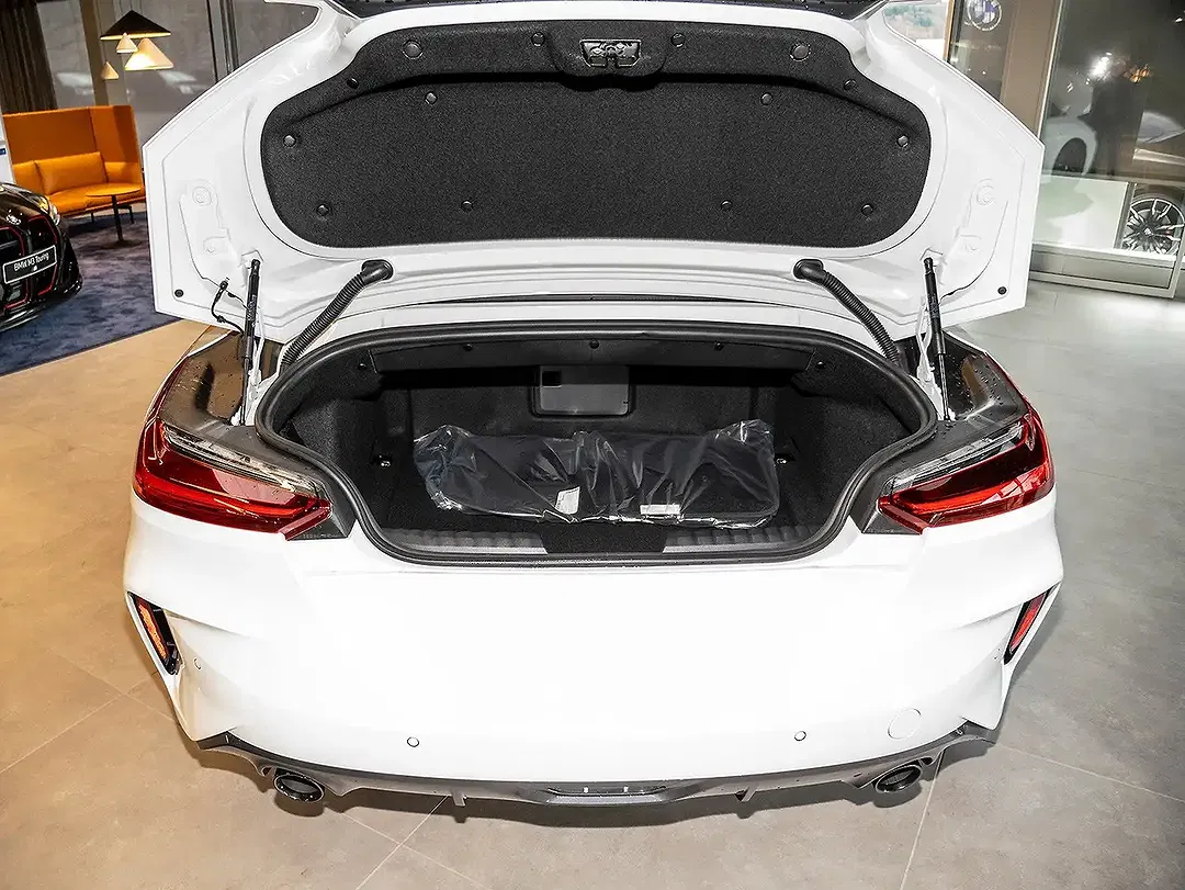 BMW Z4 - Thumbnail 14