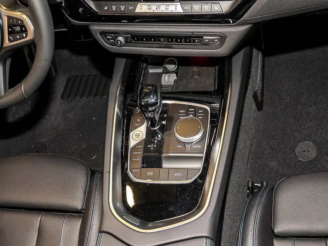 BMW Z4 - Thumbnail 9