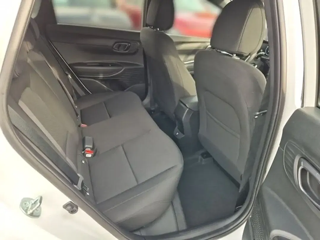 Hyundai i20 - Thumbnail 14
