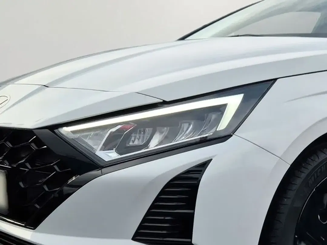 Hyundai i20 - Thumbnail 5