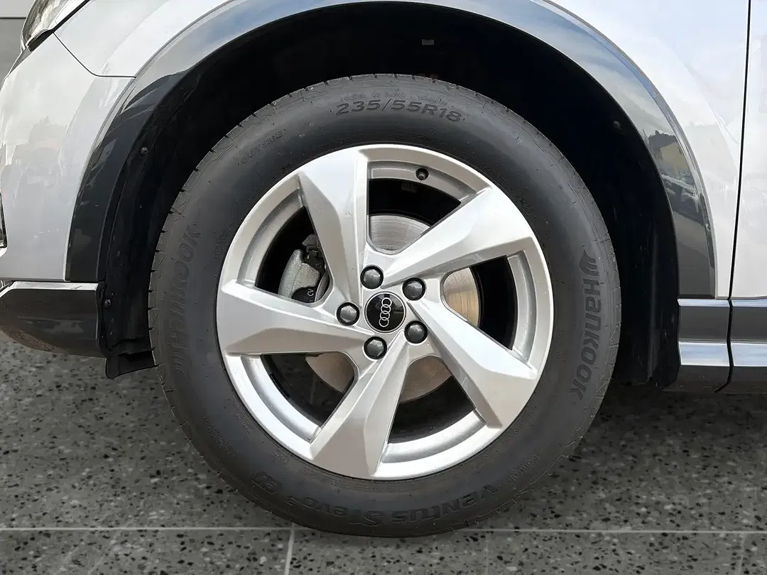 Audi Q3 - Thumbnail 10