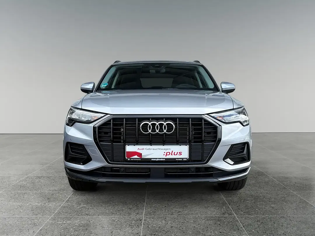 Audi Q3 - Thumbnail 4