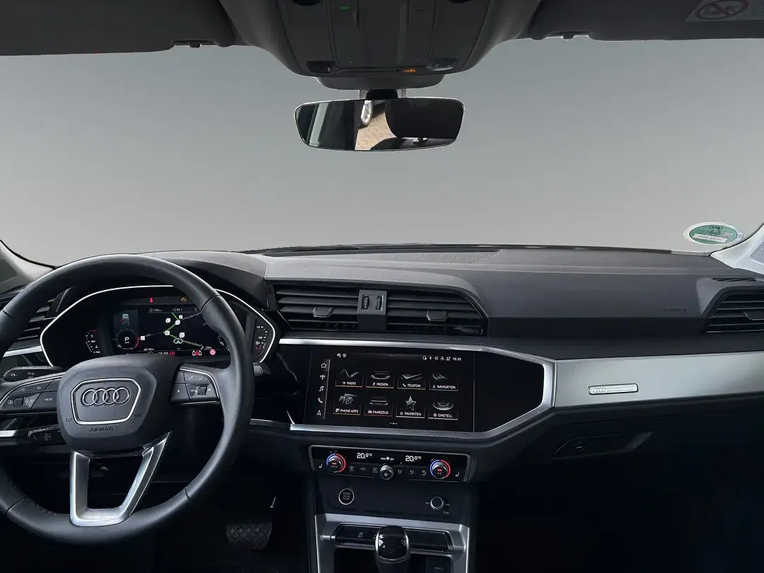 Audi Q3 - Thumbnail 7