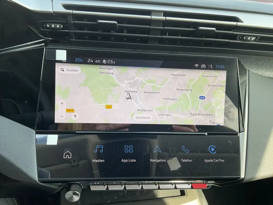 Peugeot 308 - Thumbnail 11