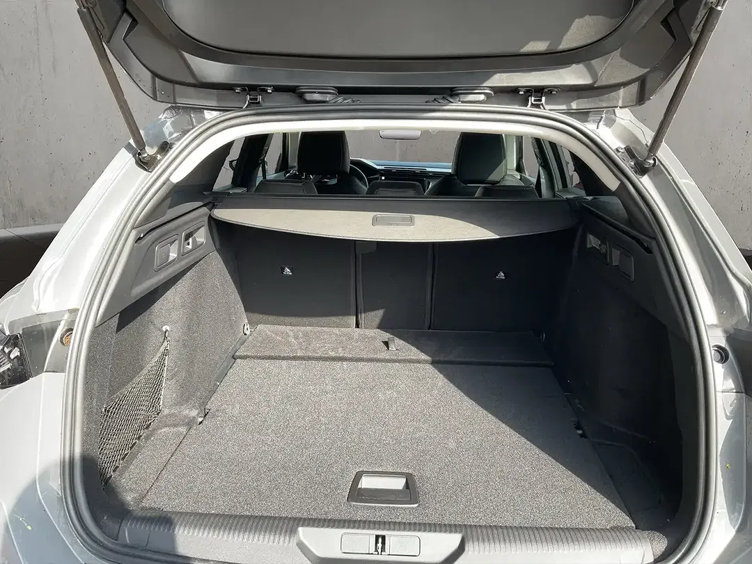 Peugeot 308 - Thumbnail 13