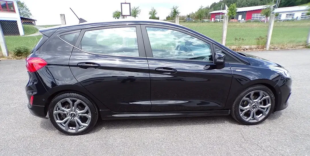 Ford Fiesta - Thumbnail 9