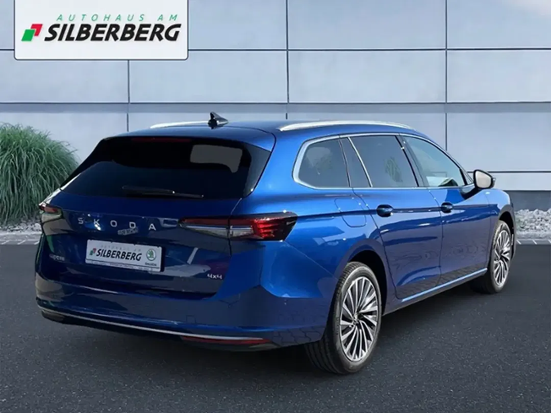 Skoda Superb - Thumbnail 3