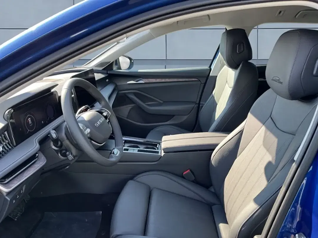 Skoda Superb - Thumbnail 5