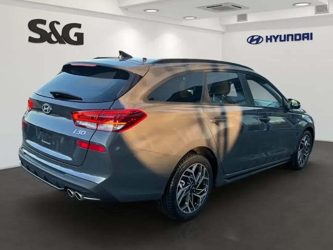 Hyundai i30 - Thumbnail 3