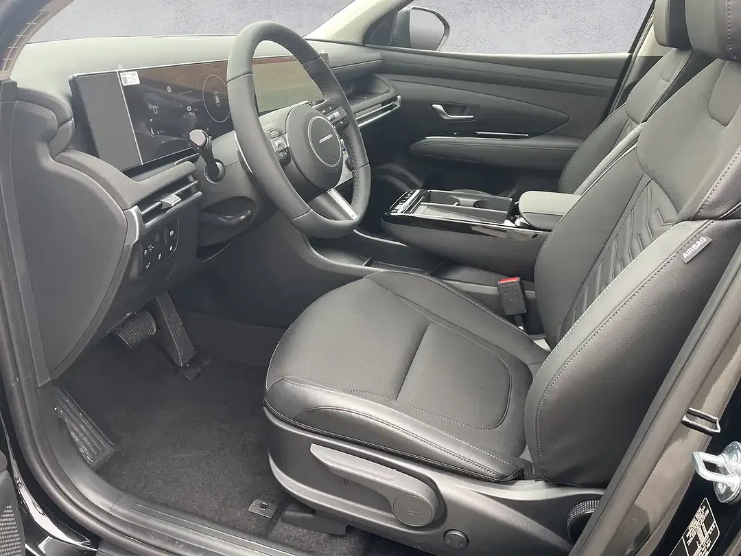 Hyundai TUCSON - Thumbnail 6