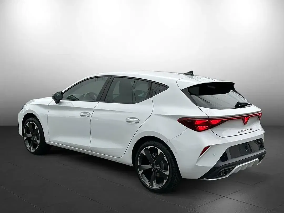 CUPRA Leon - Thumbnail 4