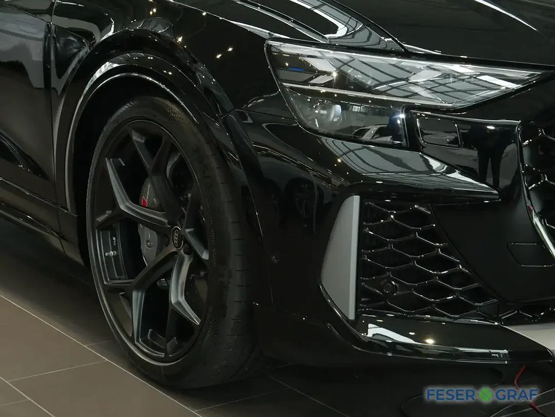 Audi RS Q8 - Afbeelding 1