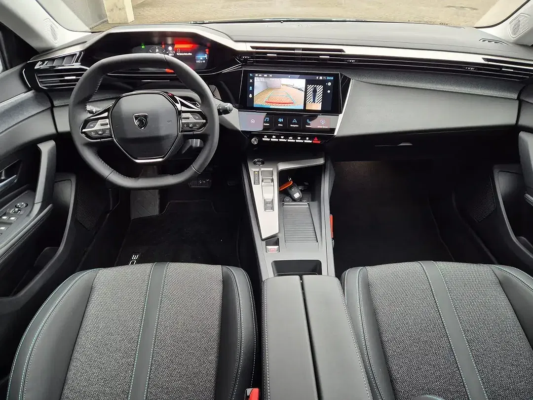 Peugeot 308 - Thumbnail 10