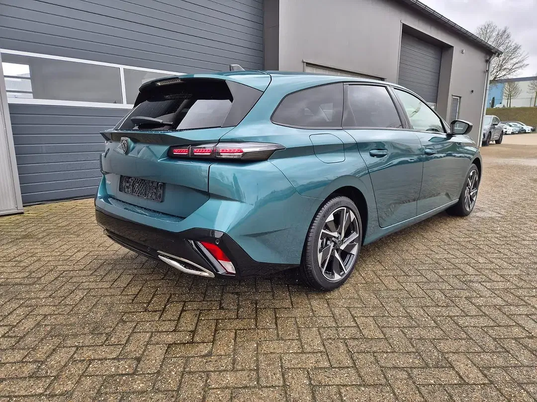 Peugeot 308 - Thumbnail 5