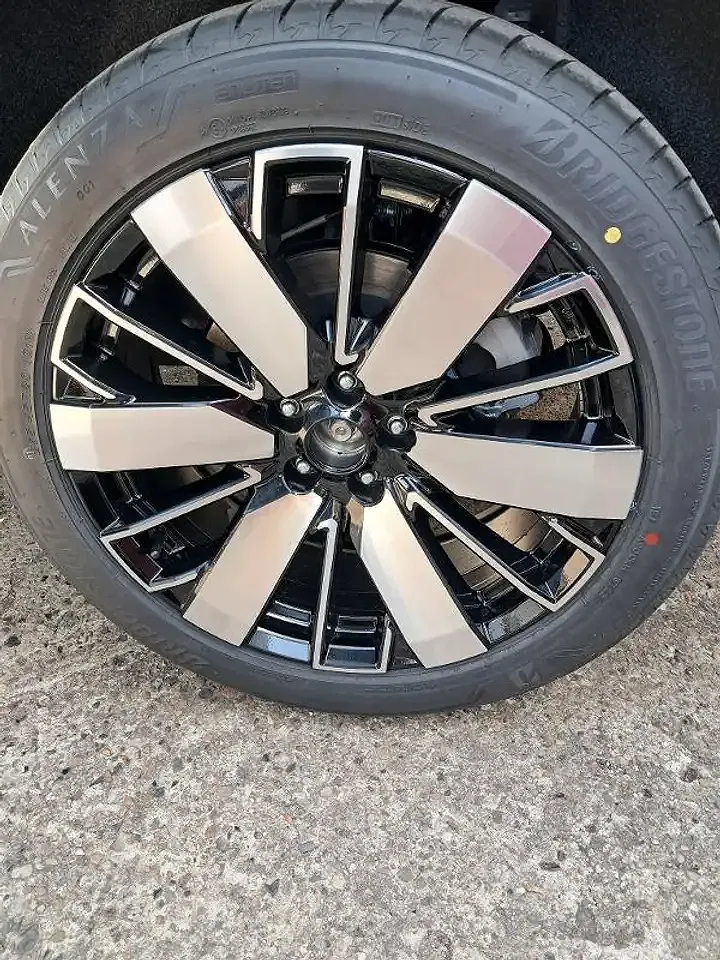 Mitsubishi Outlander - Thumbnail 12