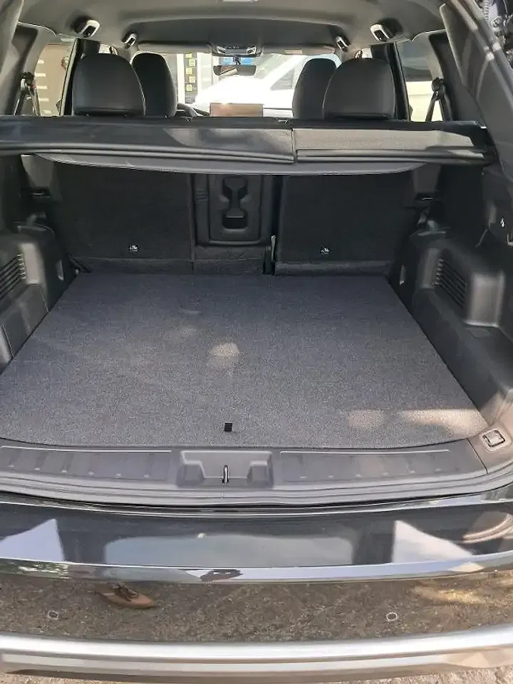 Mitsubishi Outlander - Thumbnail 9