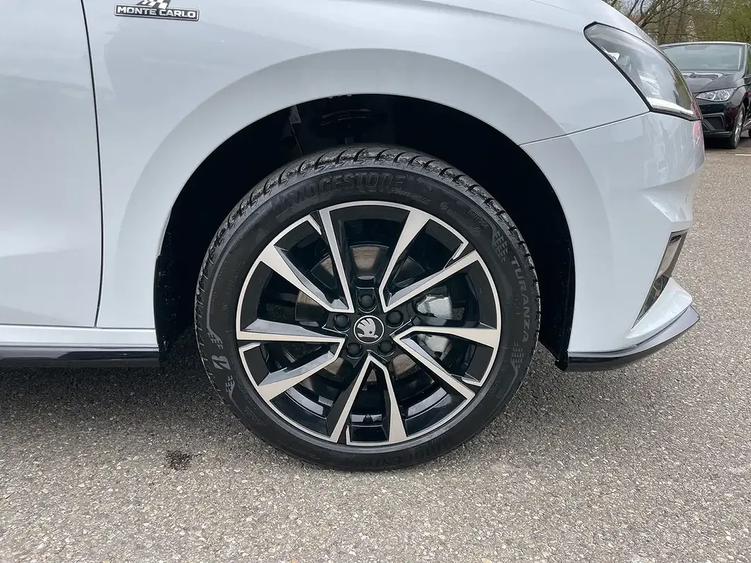 Skoda Fabia - Thumbnail 14