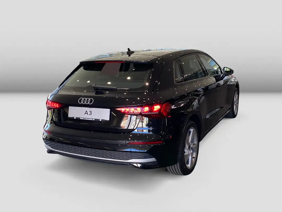 Audi A3 - Thumbnail 3