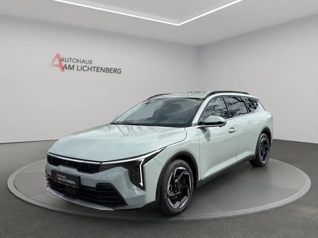 Kia K4 - Afbeelding 1