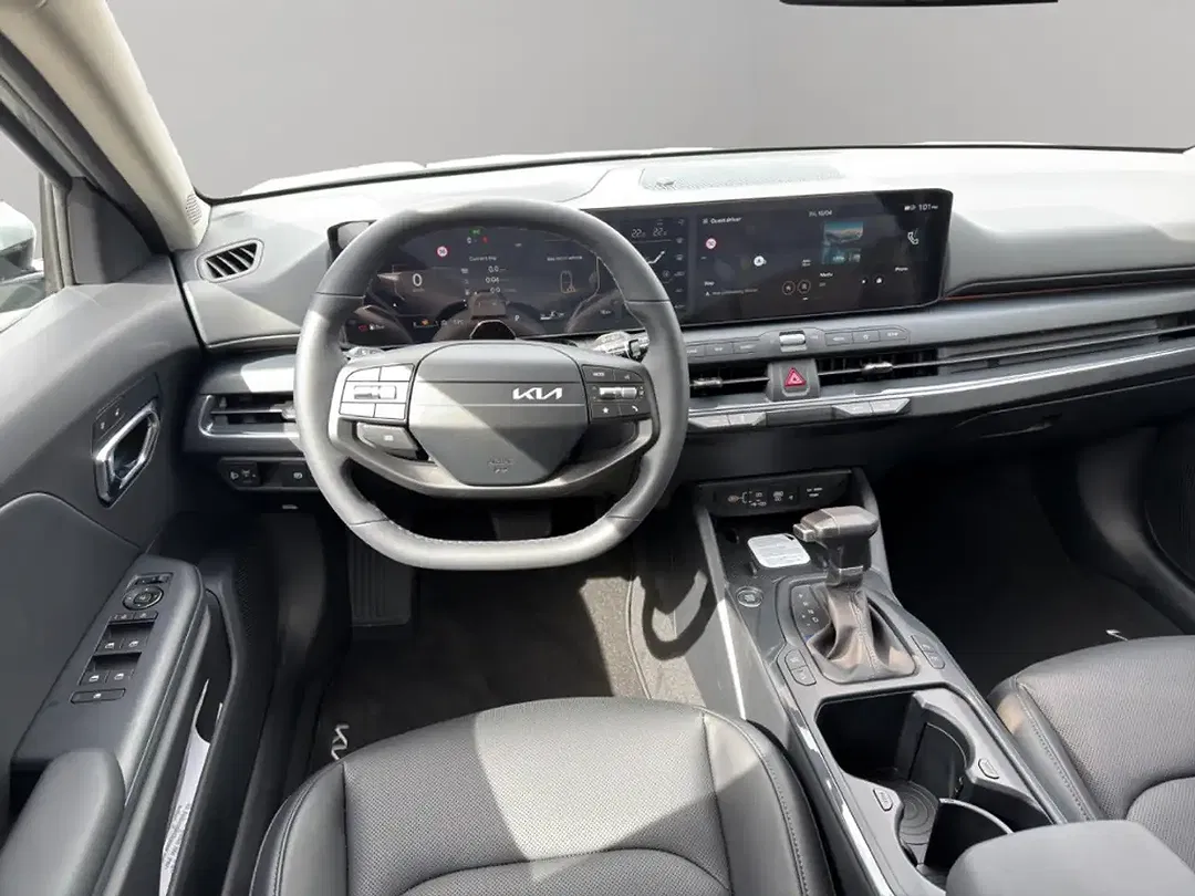 Kia K4 - Thumbnail 11