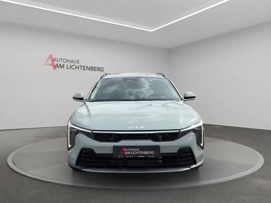 Kia K4 - Thumbnail 3