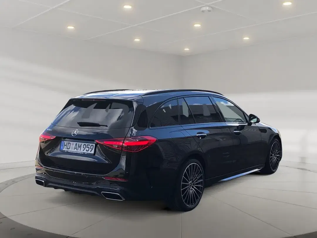 Mercedes-Benz C 300 - Thumbnail 2