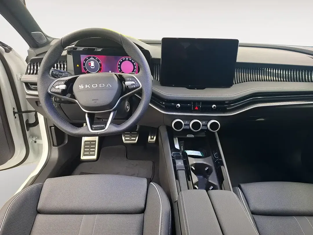 Skoda Superb - Thumbnail 8