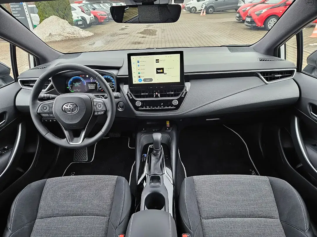 Toyota Corolla - Thumbnail 14