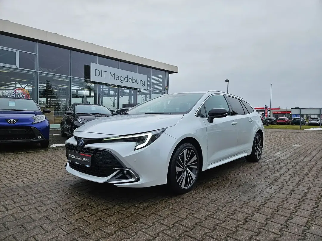 Toyota Corolla - Thumbnail 1