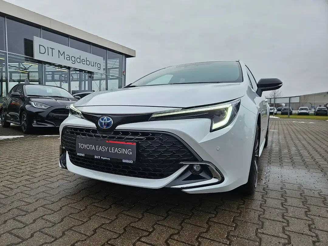 Toyota Corolla - Thumbnail 2