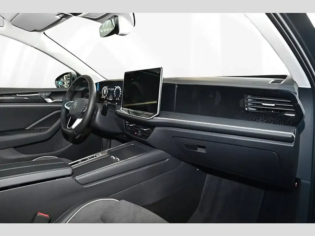 Volkswagen Passat Variant - Thumbnail 10