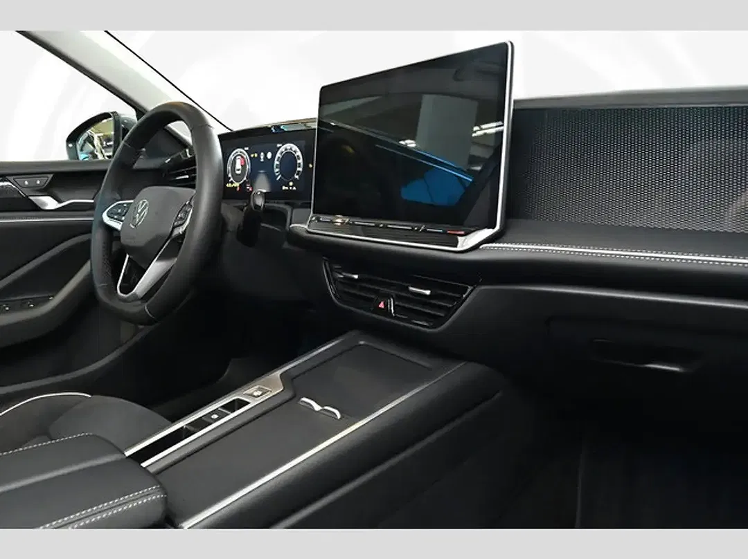 Volkswagen Passat Variant - Thumbnail 11