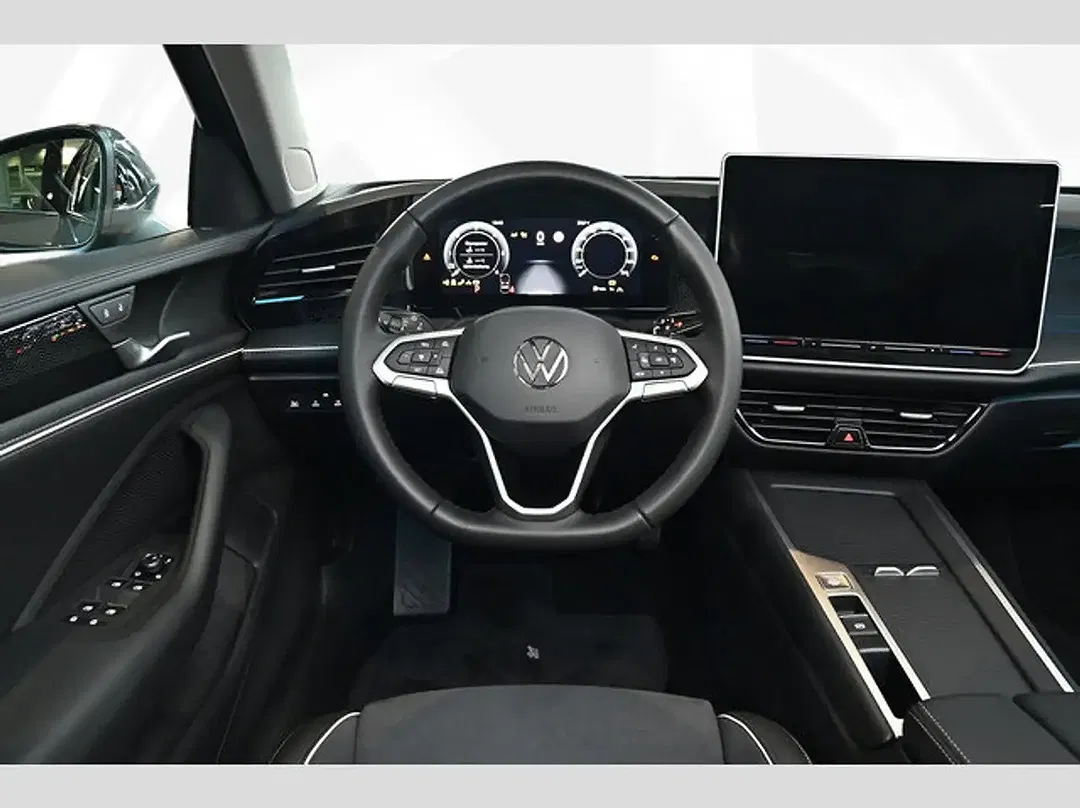 Volkswagen Passat Variant - Thumbnail 13