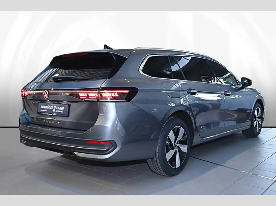 Volkswagen Passat Variant - Thumbnail 3