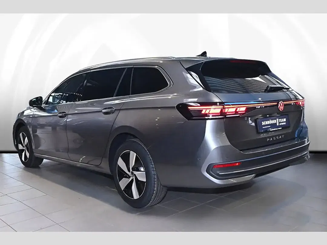 Volkswagen Passat Variant - Thumbnail 4
