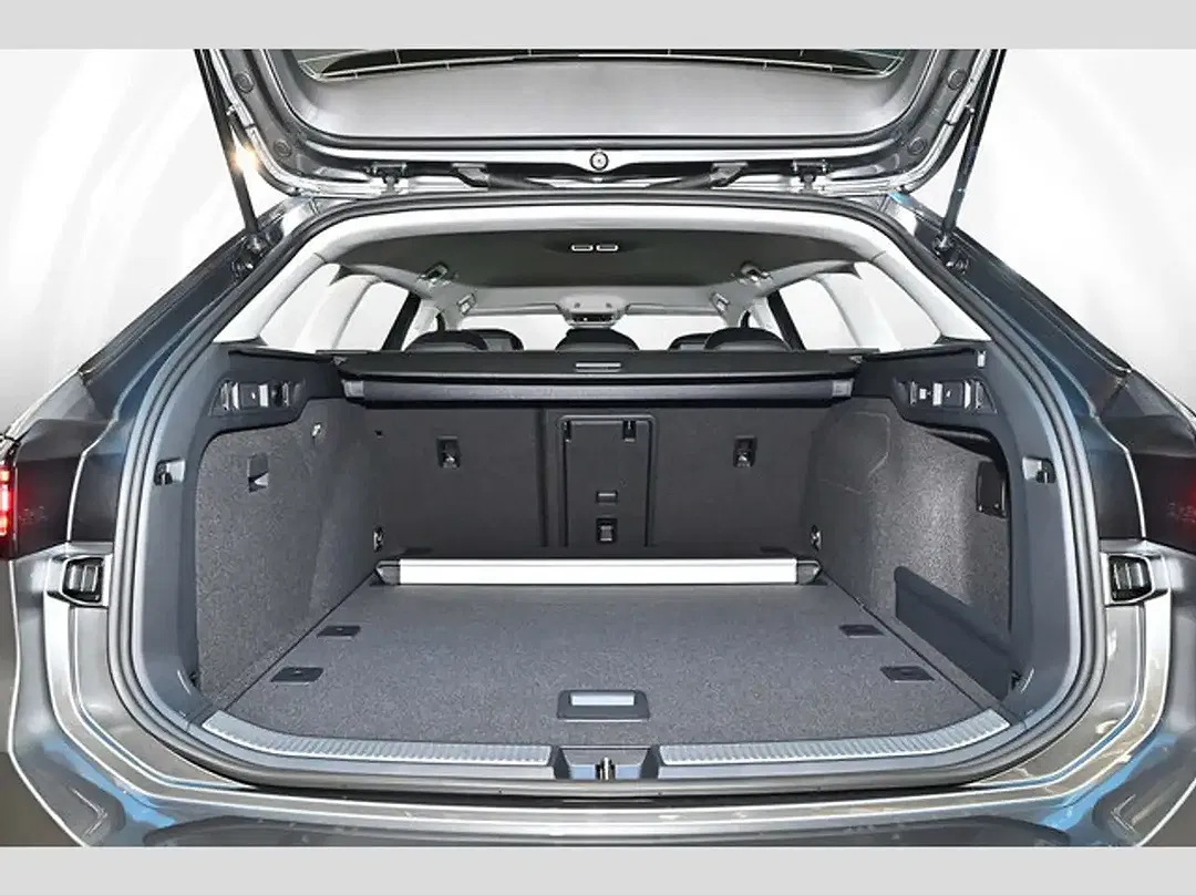 Volkswagen Passat Variant - Thumbnail 9