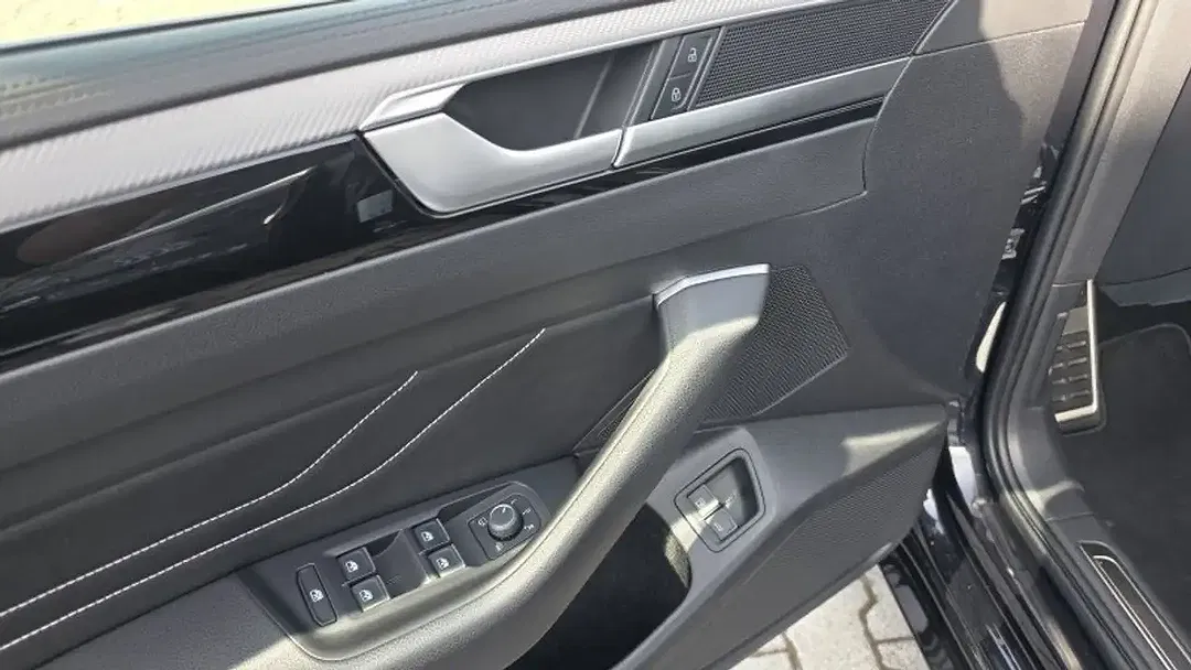 Volkswagen Arteon - Thumbnail 9