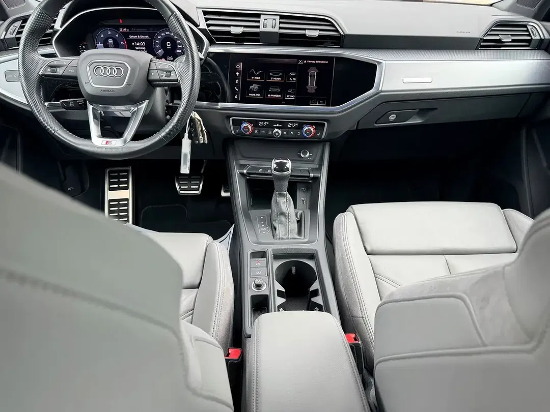 Audi Q3 - Thumbnail 14