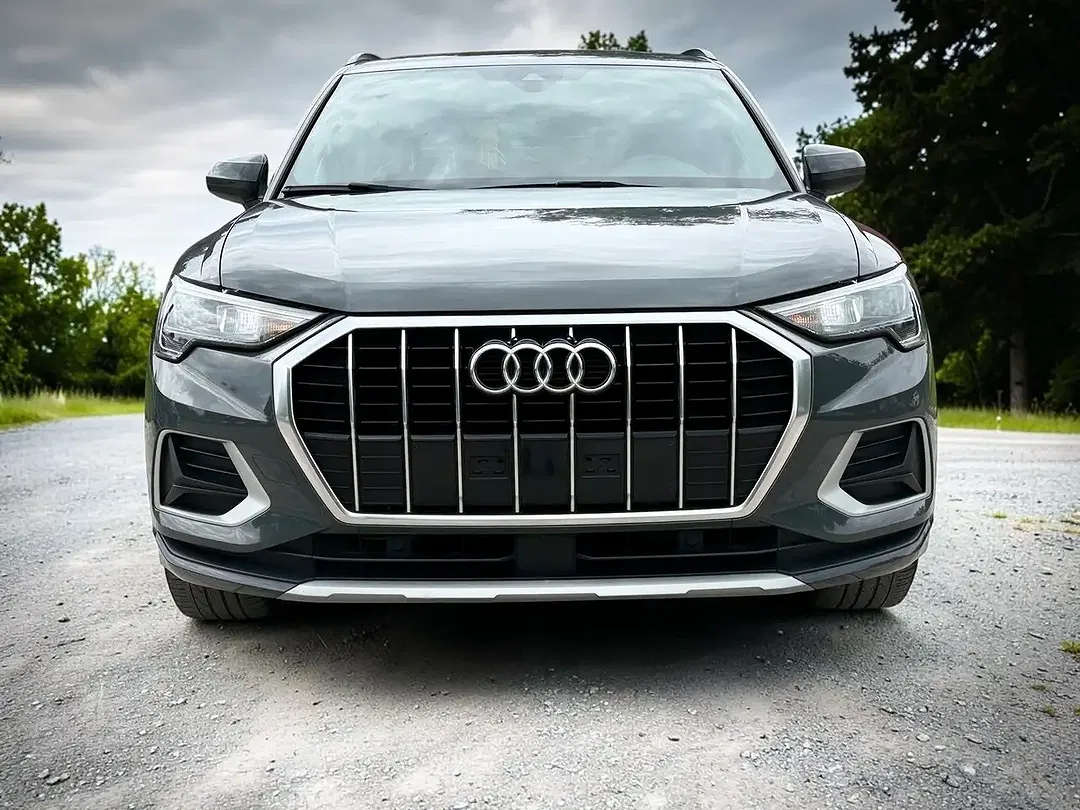 Audi Q3 - Thumbnail 2
