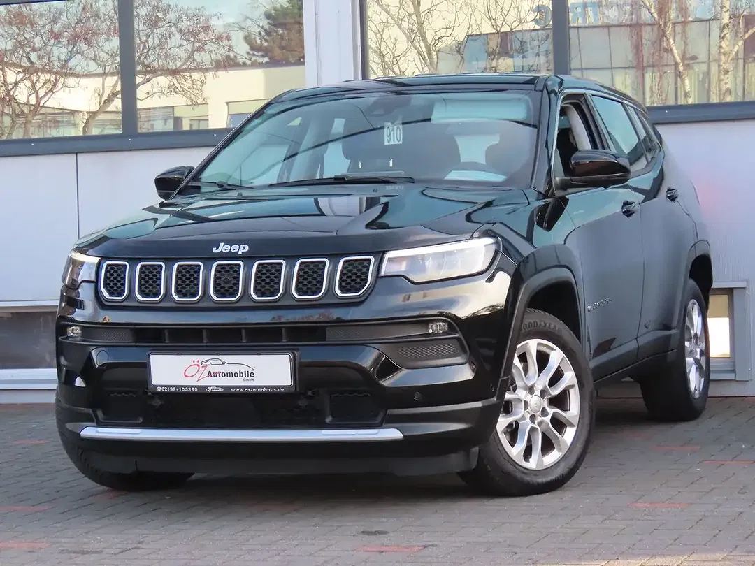 Jeep Compass - Thumbnail 1